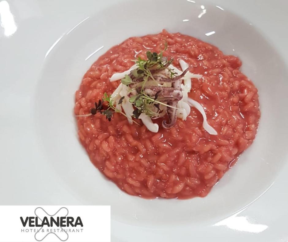 Velanera & Restaurant 4*