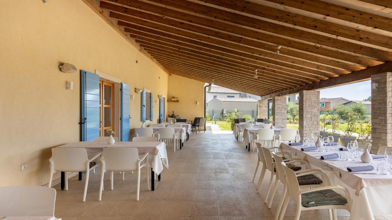 Velanera & Restaurant
