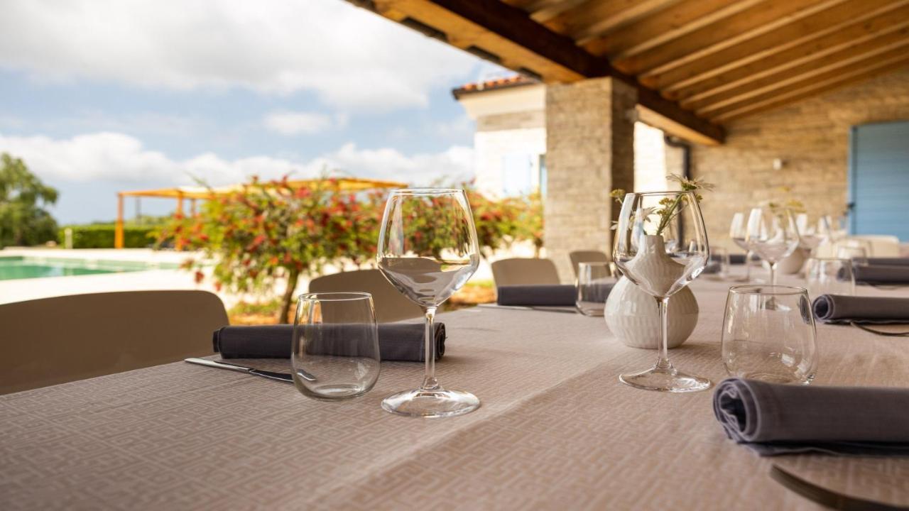 Velanera & Restaurant 4*