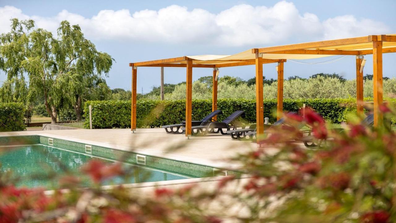 Velanera & Restaurant 4* Sisan